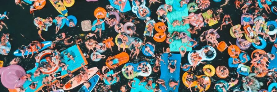 Overtourism la colpa principalmente degli hotel